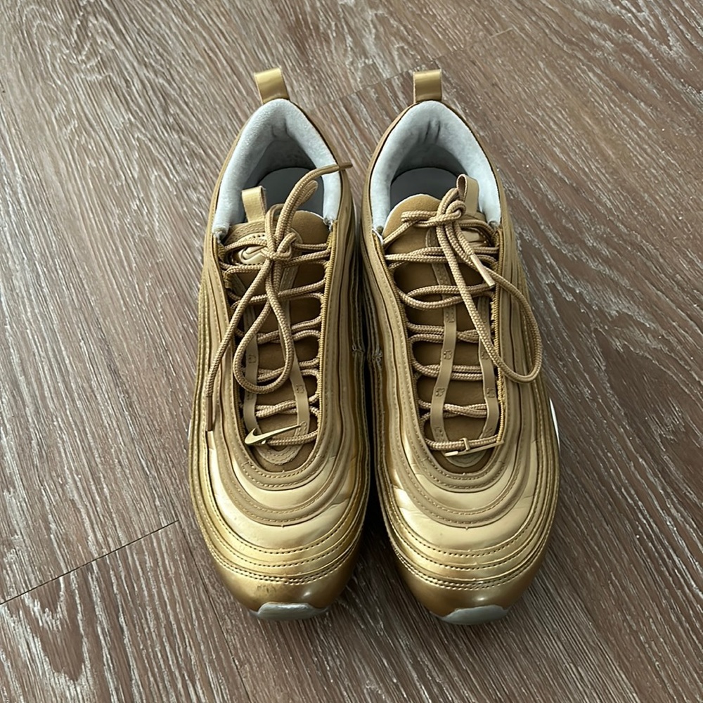 Nike Gold Air Max- Good Condition